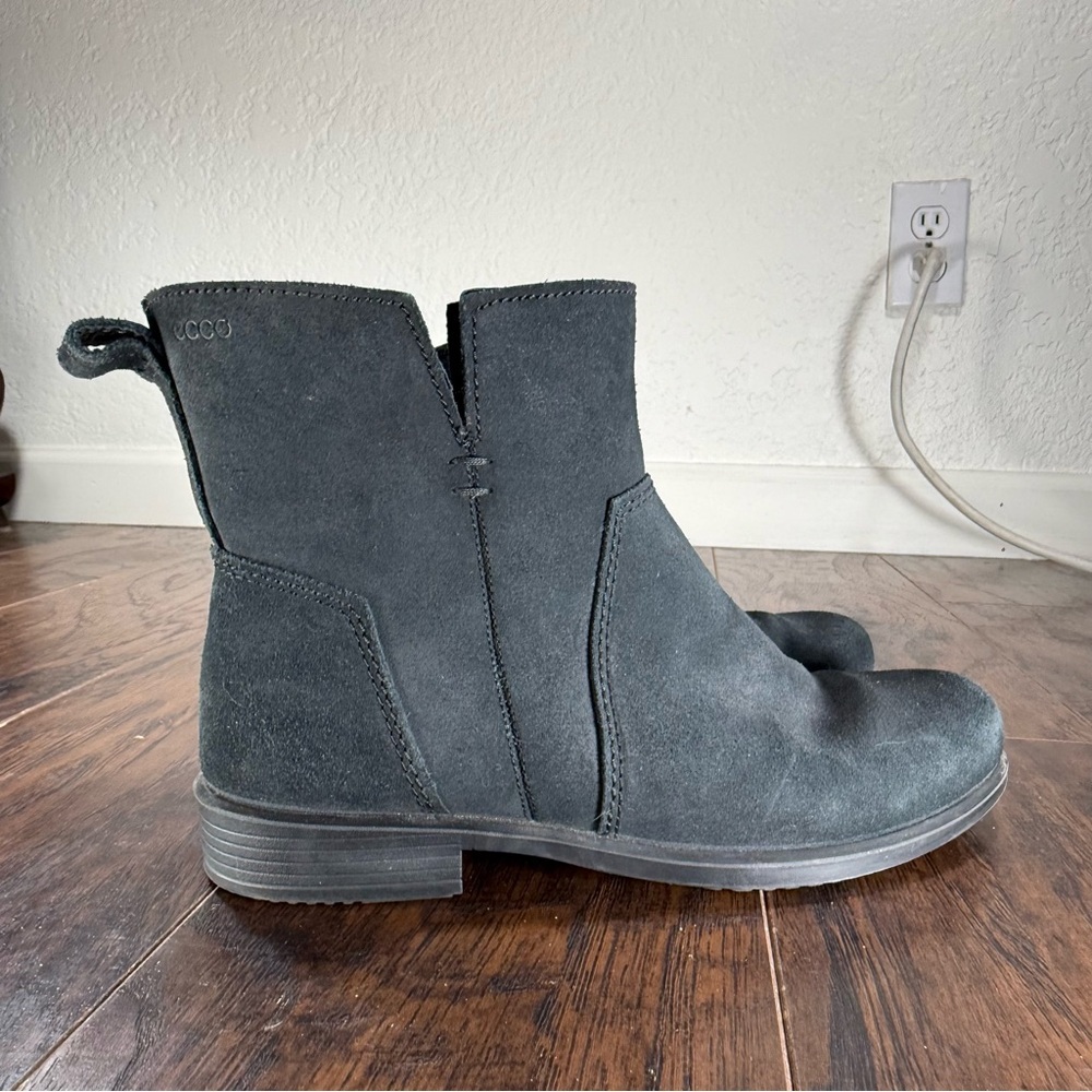 ECCO Black Suede Leather‎ Ankle Boots Women’s Size EU 40/US 9